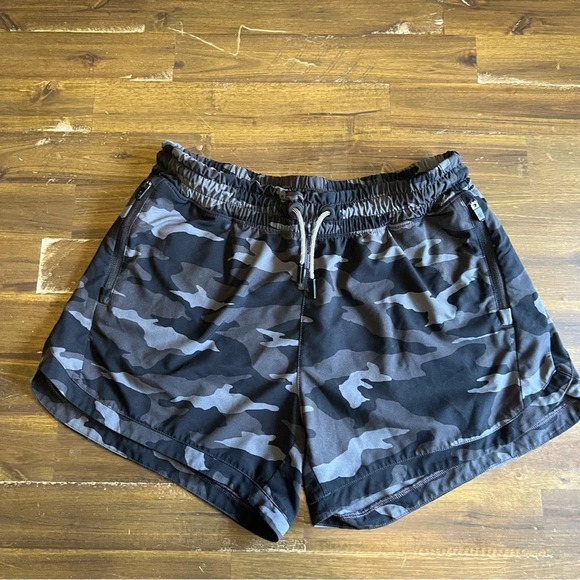 Athleta Girl Camo Running Shorts - Picture 1 of 7